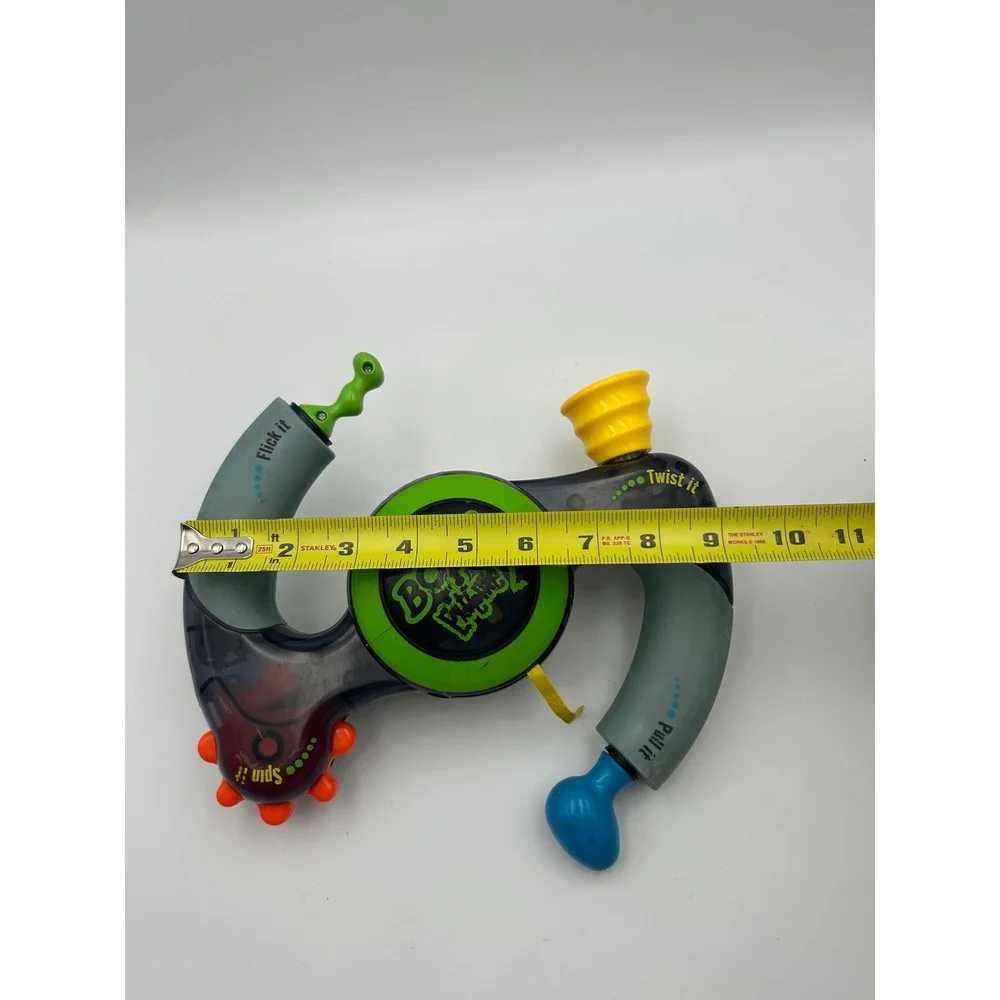 Hasbro Bop It Extreme 2 Electronic Handheld Game Translucent 2002 Retro Toy